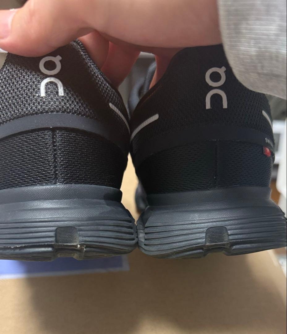 On ランニングシューズ ブラック