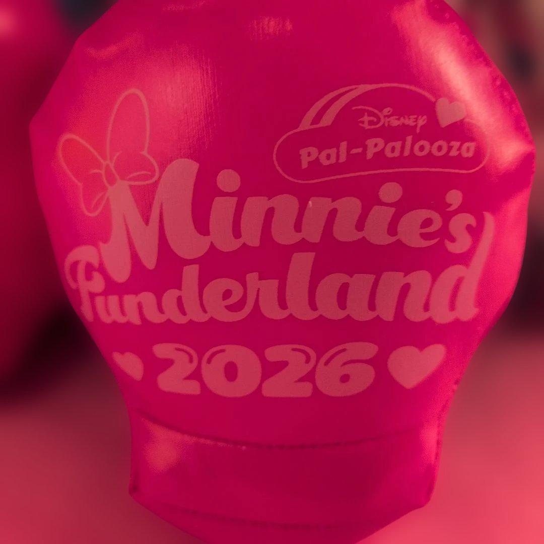 ディズニー新品タグ付　ミニー 　ぬいぐるみ パルパルーザ ファンダーランド