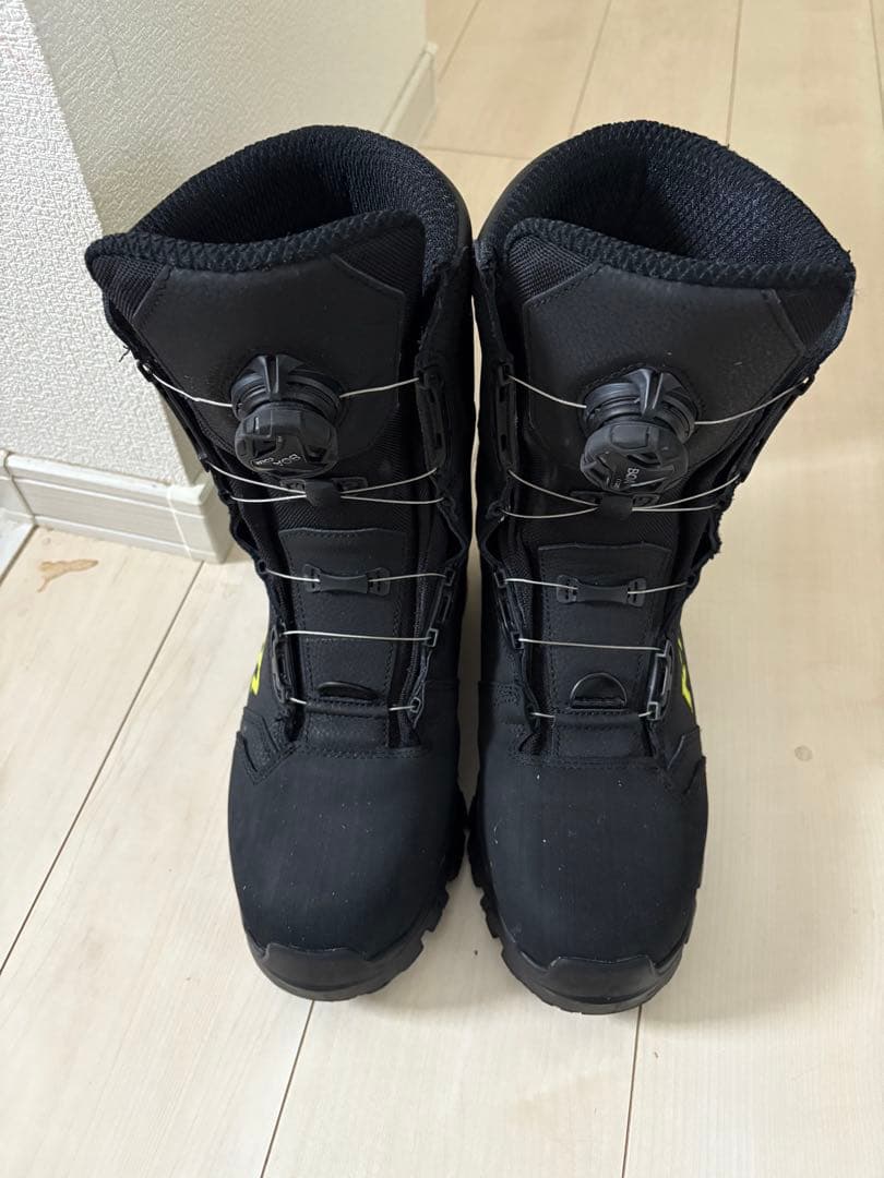 クライムブーツスノーモービル