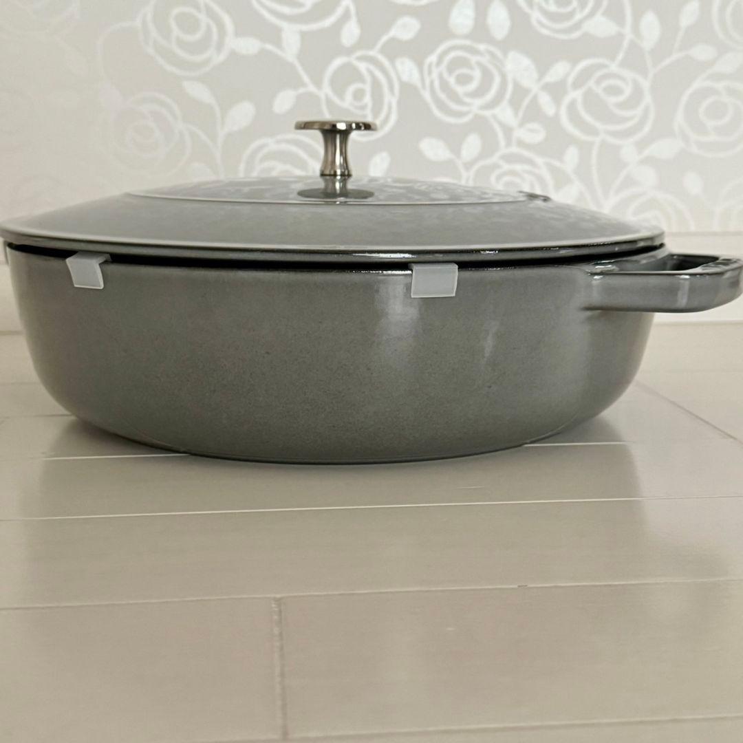 ストウブ ブレイザー