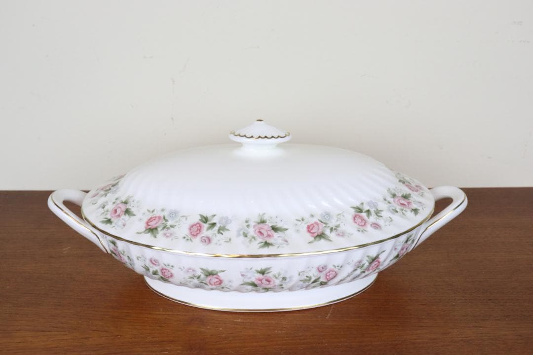 お値下げ♡ ミントン　スプリングブーケ　チュリーン　蓋付ボウル　ヴィンテージ