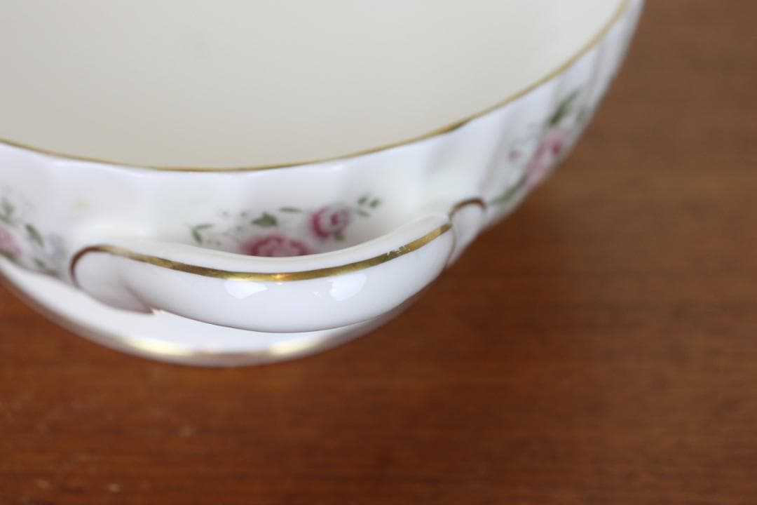 お値下げ♡ ミントン　スプリングブーケ　チュリーン　蓋付ボウル　ヴィンテージ