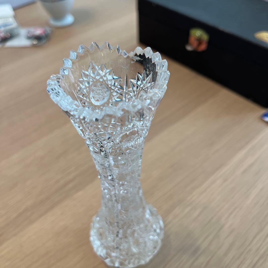 クリスタルガラス 花瓶 20cm
