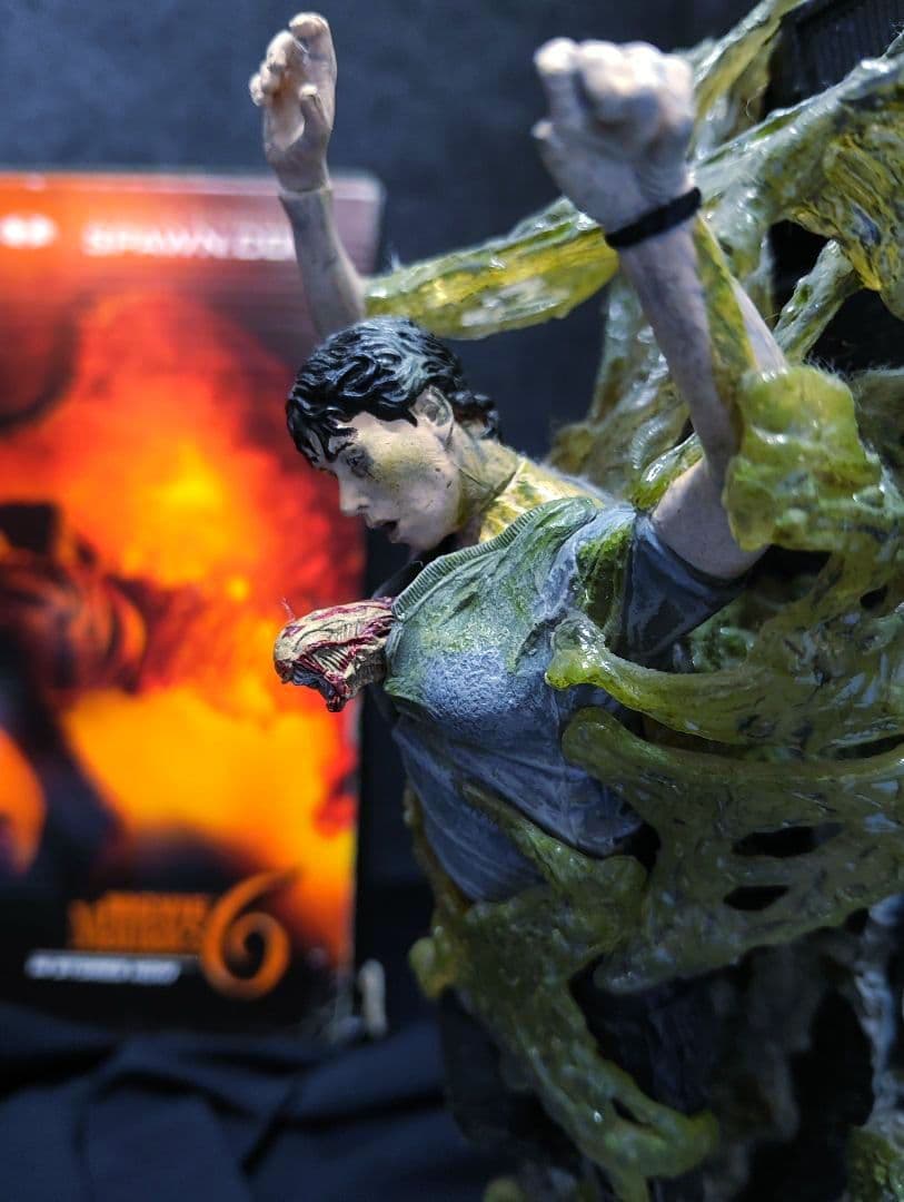 マクファーレン社[Movie Maniacs 6(エイリアン•クイーン)]箱説付