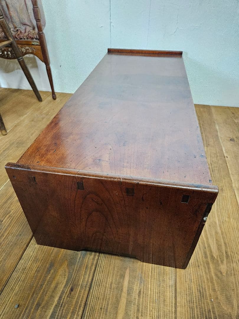 日本のアンティーク 漆塗りの文机 飾り台 抽斗 勉強机 座卓 木地呂塗り 古家具