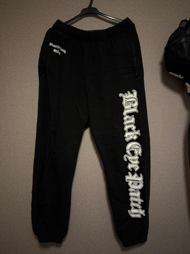 ブラックアイパッチ　スウェットパンツ　【土日限定即日発送】