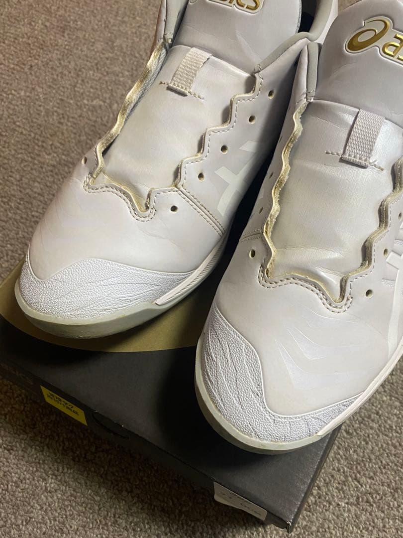 送料込み　アシックス　ポイントスパイク　ホワイト【元箱有】