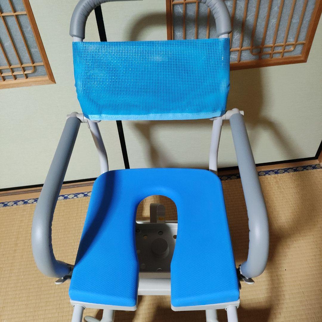 美品 uchie 入浴用車椅子 シャワーキャリー