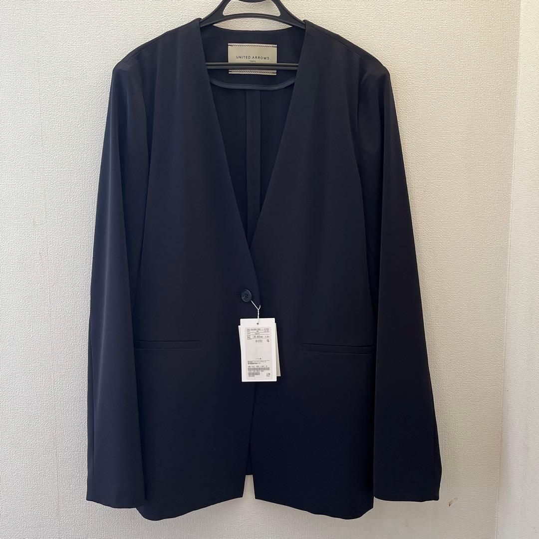 UNITED ARROWS ネイビー パンツスーツ 38サイズ　新品・未使用