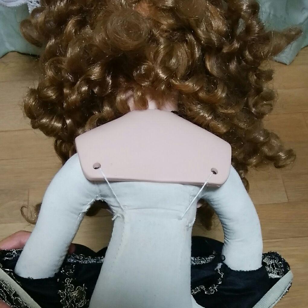 アンティーク調フランス人形