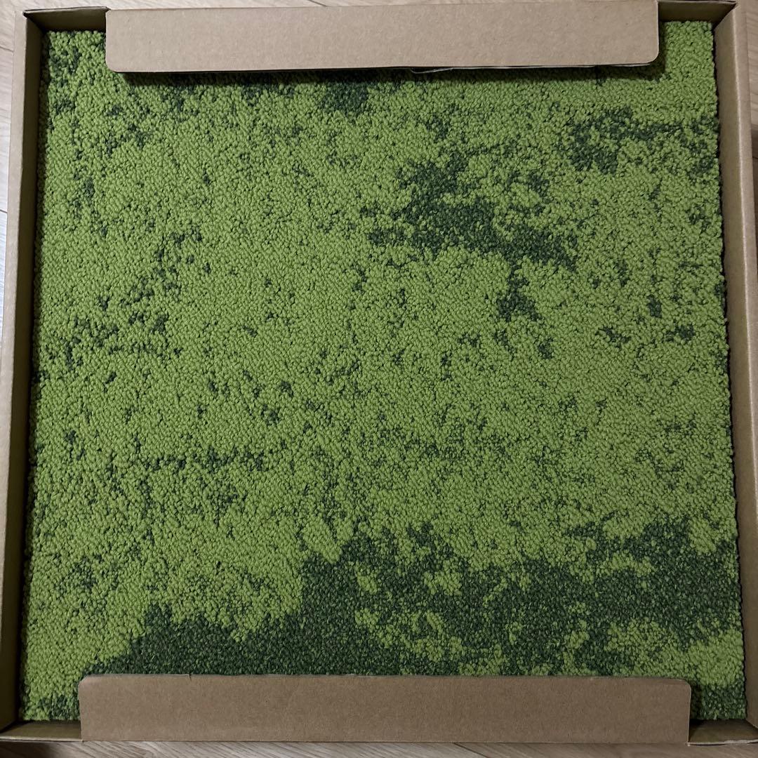 interface UR103 グラス カーペットタイル