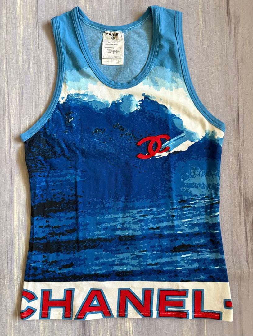 CHANEL 波のグラフィック タンクトップ