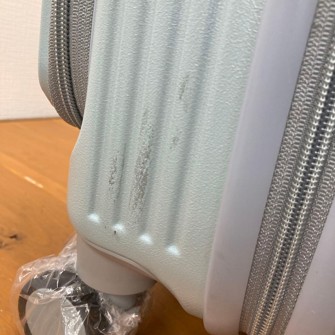 イノベータースーツケース inv30 21L ペールブルー 美品 機内持ち込み