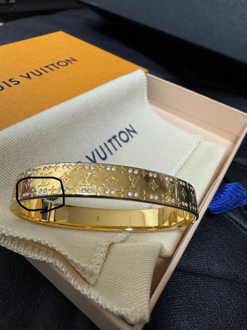 LOUIS VUITTON モノグラムブレスレット