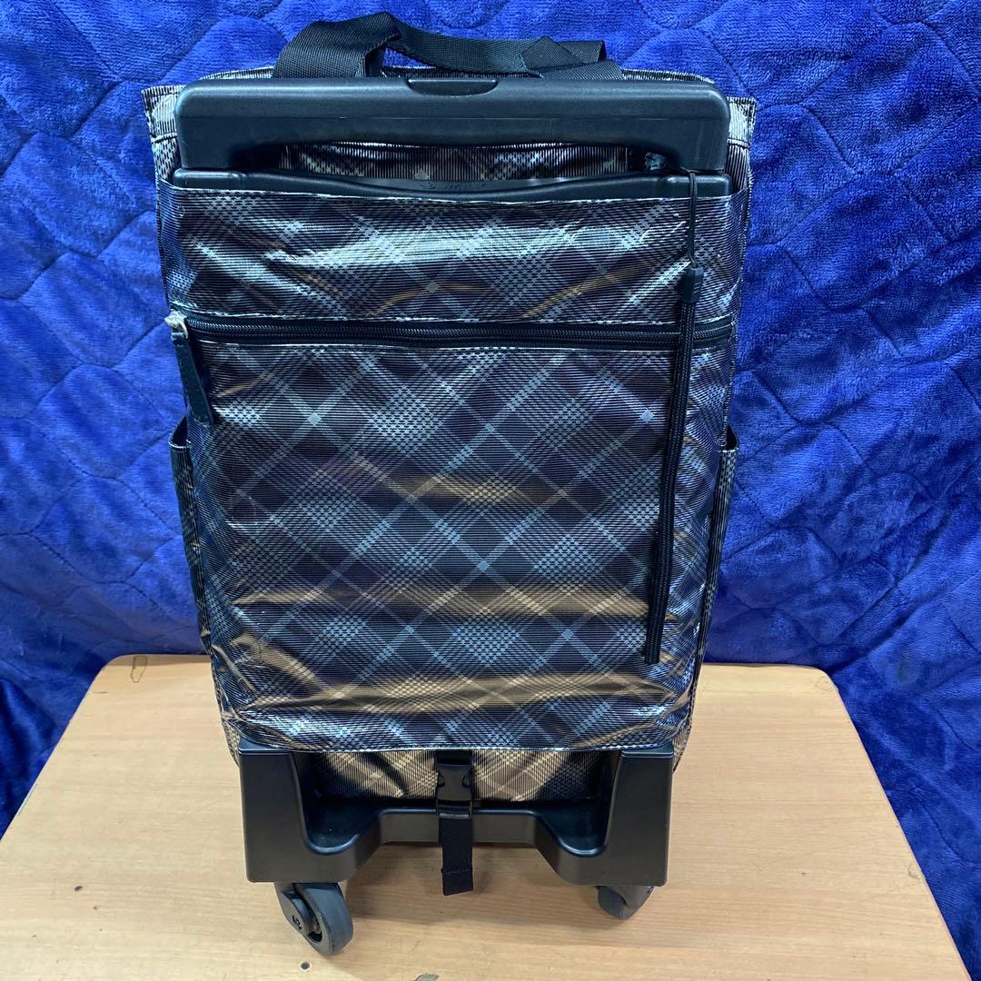 道産子　　　　　　　　　　スワニー　四輪キャリーバッグ