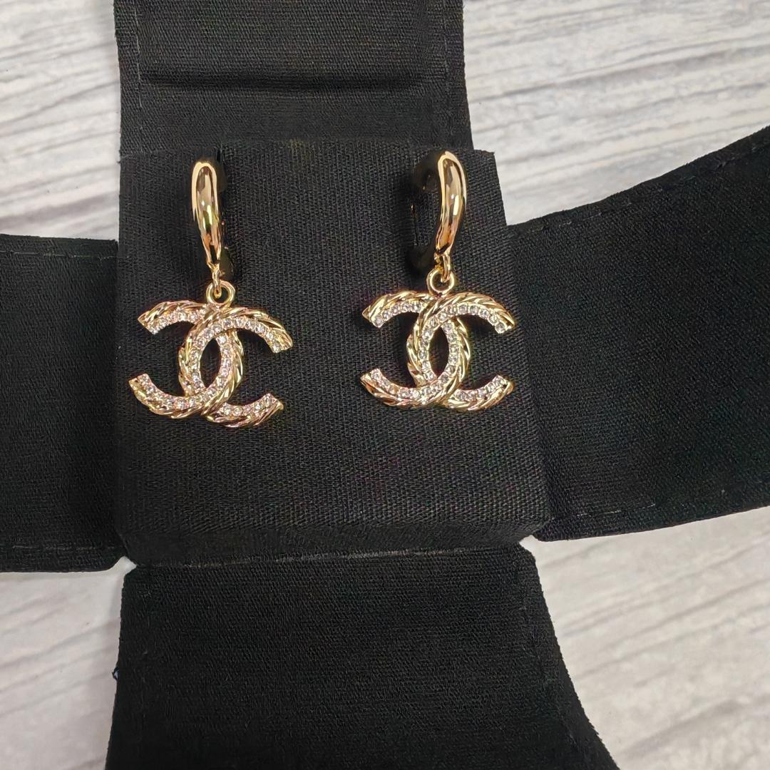 CHANEL CCロゴ フープピアス ゴールド