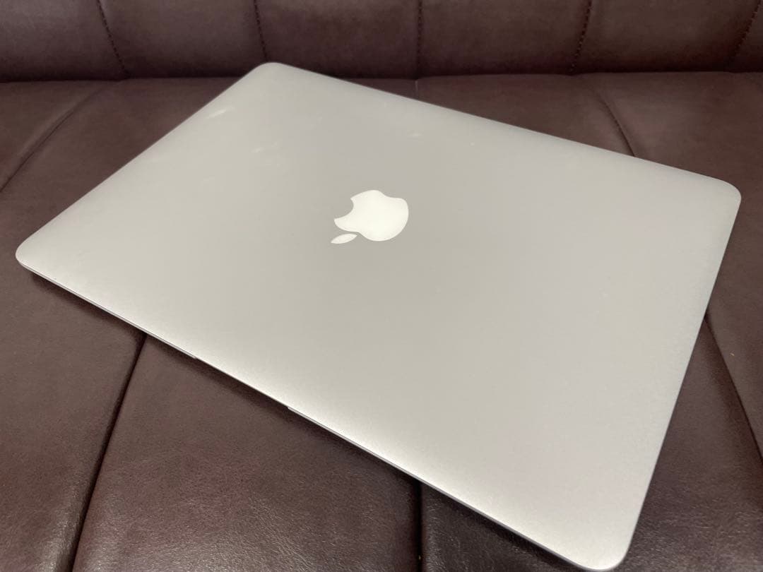美品　使用回数少　MacBookAir 13-inch, Early 2014