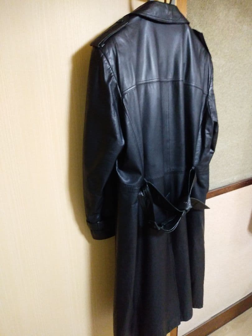 レザートレンチコート