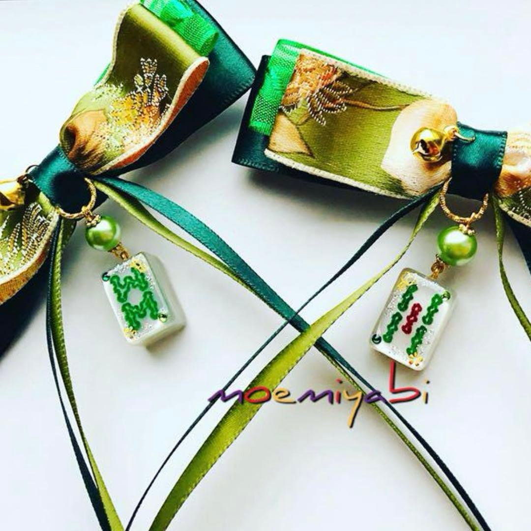 現品出品　「光沢加工のチャイナ麻雀牌と刺繍チャイナ和柄リボンヘアクリップ」