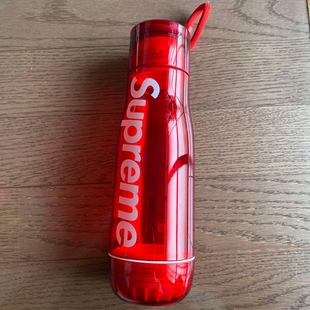 S63.1 Supreme ZOKU GlassCore ウォーターボトル赤