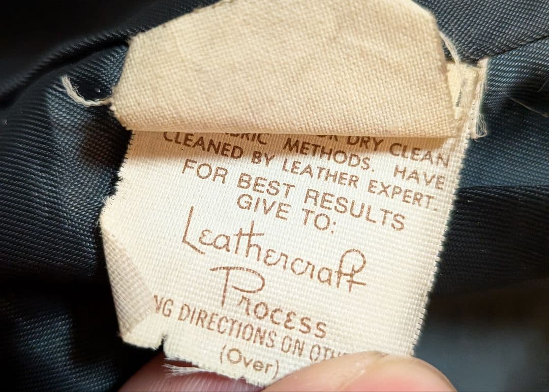 時間限定値下げ‼ ヴィンテージ schott 炎＆スカルデザイン レザー 379