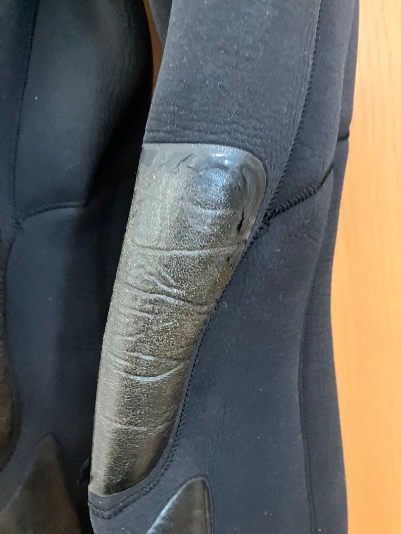 BE WET ウェットスーツ　ビーウェット　ドライスーツ　サーフィン