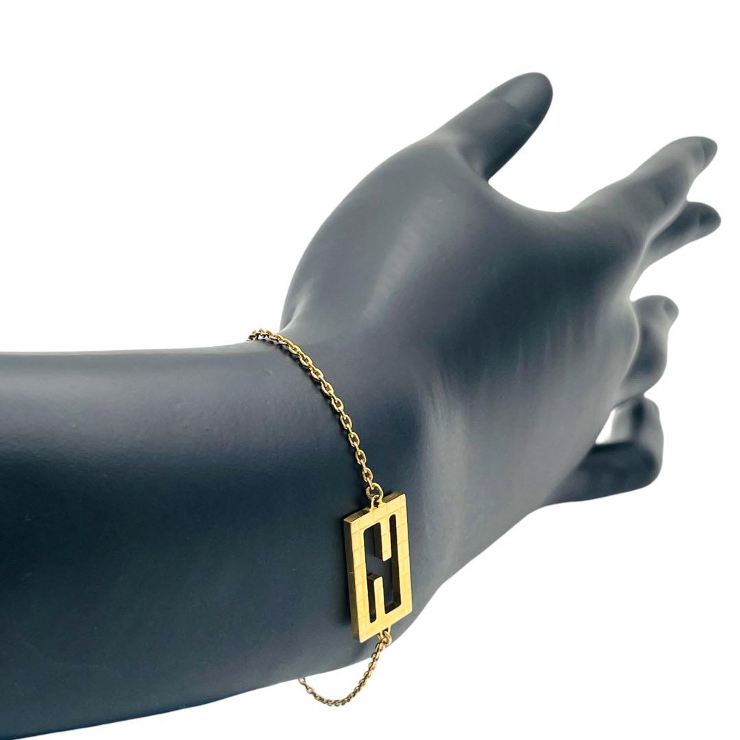 【極美品】FENDI フェンディ FFロゴ ブレスレット ゴールド 刻印あり
