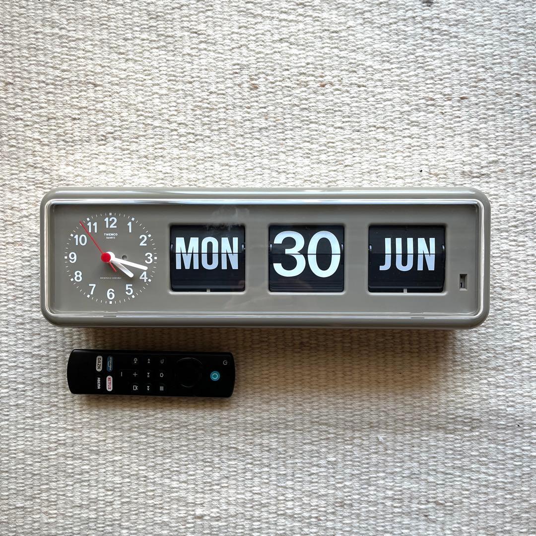 【美品/TWEMCO】　トゥエンコ　BQ-38 GREY　置き掛け兼用時計