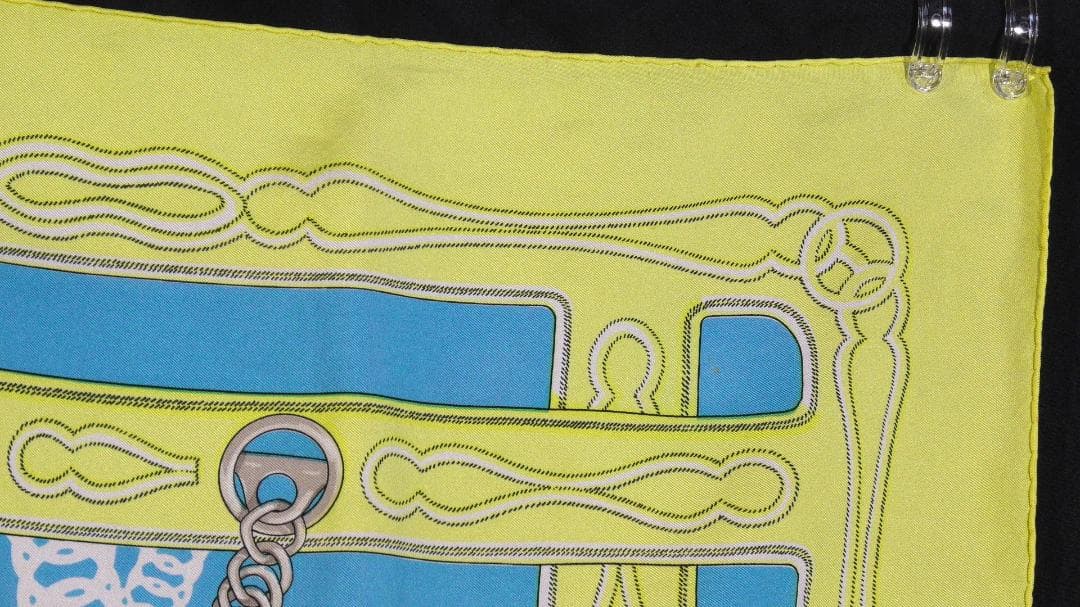 HERMES エルメス　大判スカーフ　カレ90　 D470