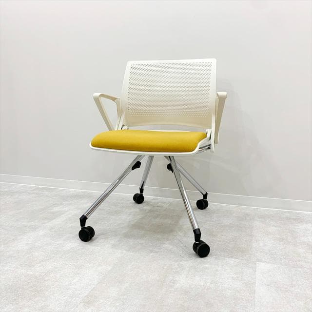 オカムラクリールネスティングチェア②