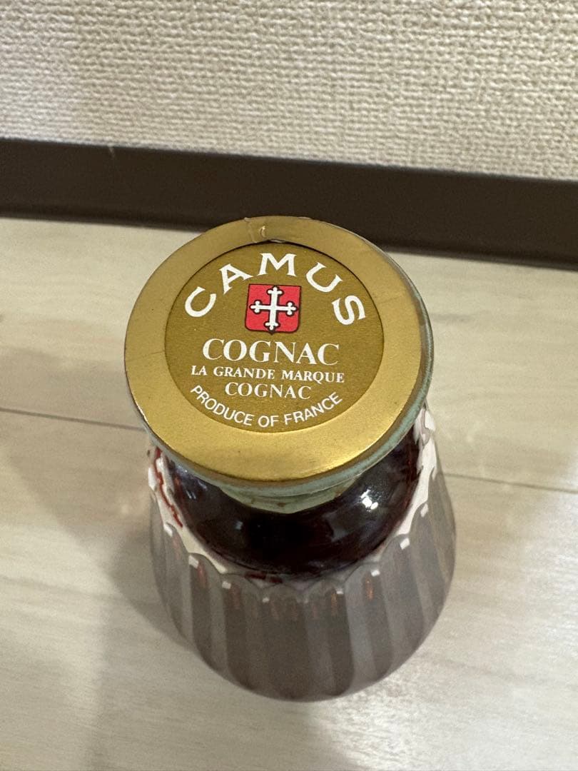 natural　カミュコニャック　バカラクリスタルボトル　未開栓