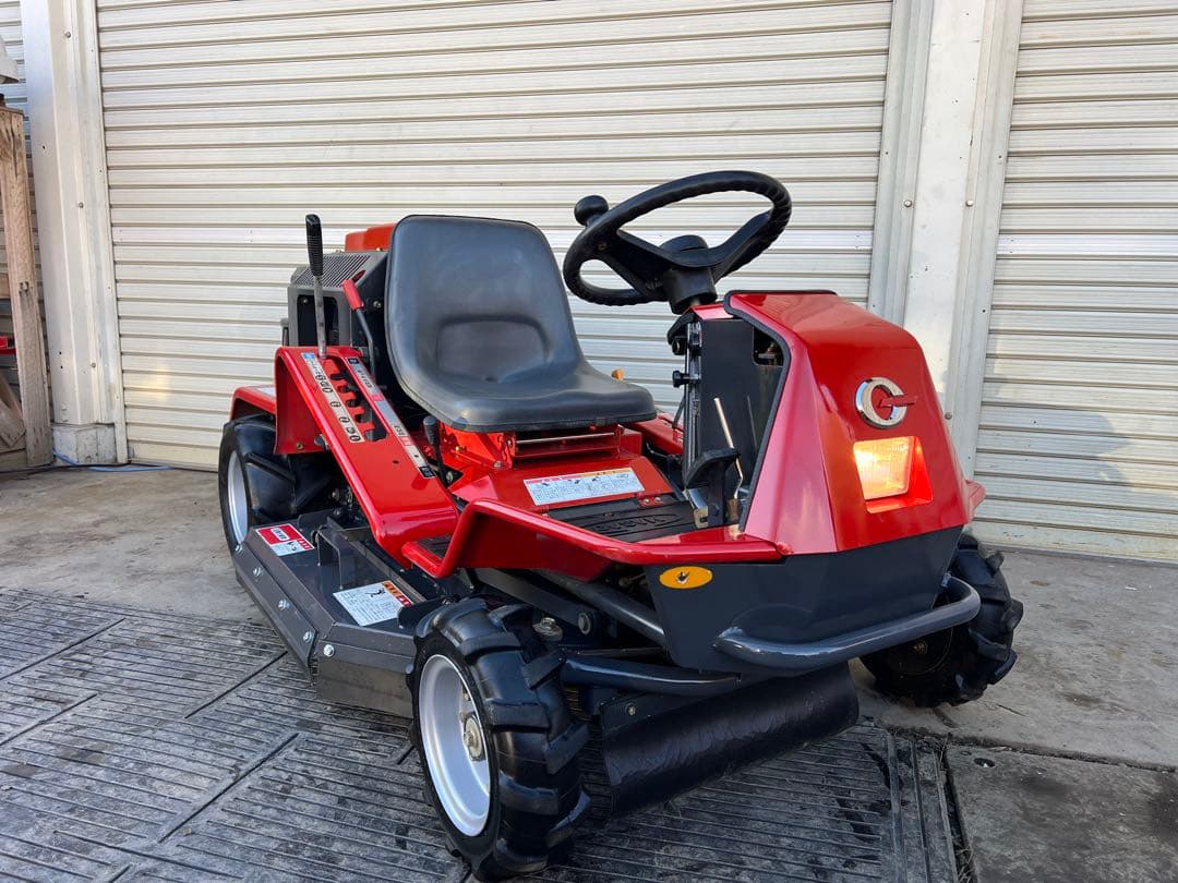 筑水キャニコム　乗用草刈機　18馬力