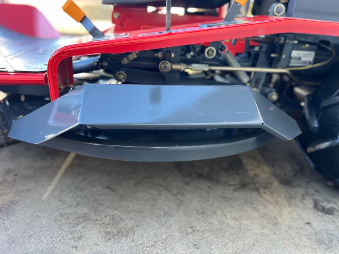 筑水キャニコム　乗用草刈機　18馬力