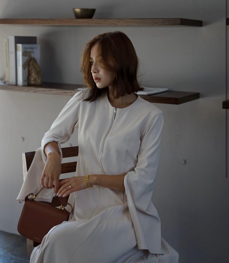 ワンピース MARQUE Front Zip Flare One-piece