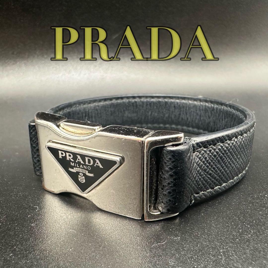 極美品✨　PRADA　プラダ　ブレスレット　レザー　ロゴ　刻印　1631