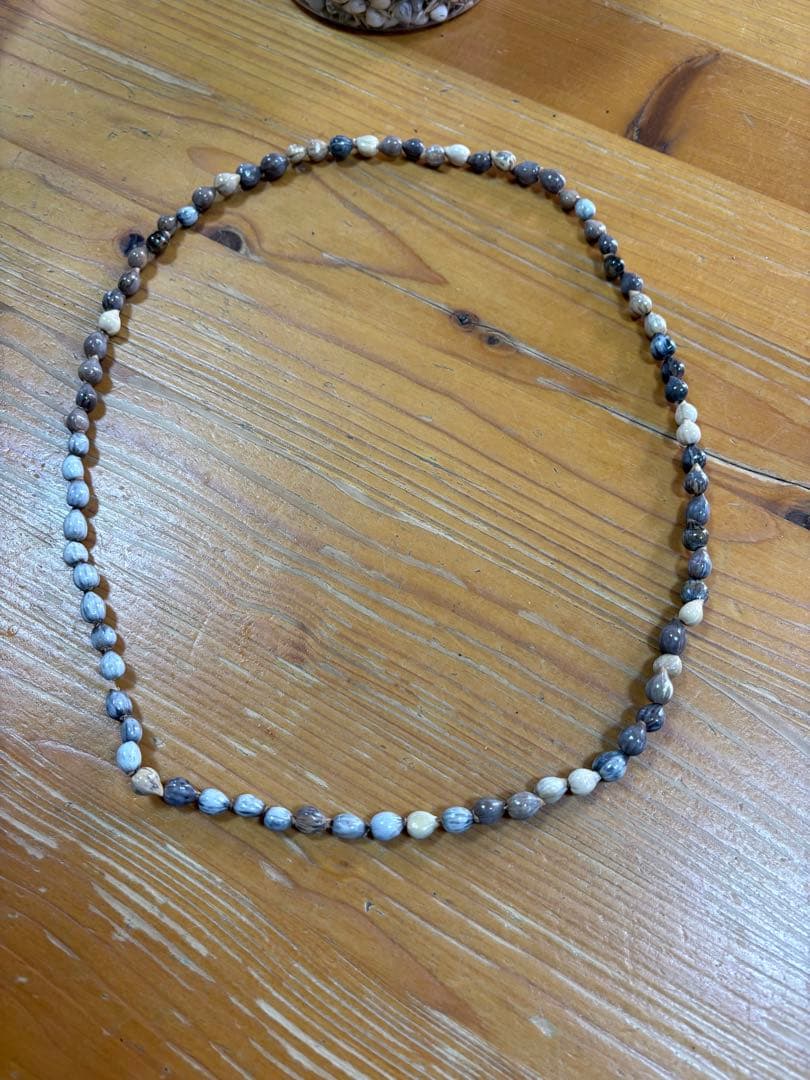 天然石ビーズネックレス ベージュ・ブラウン