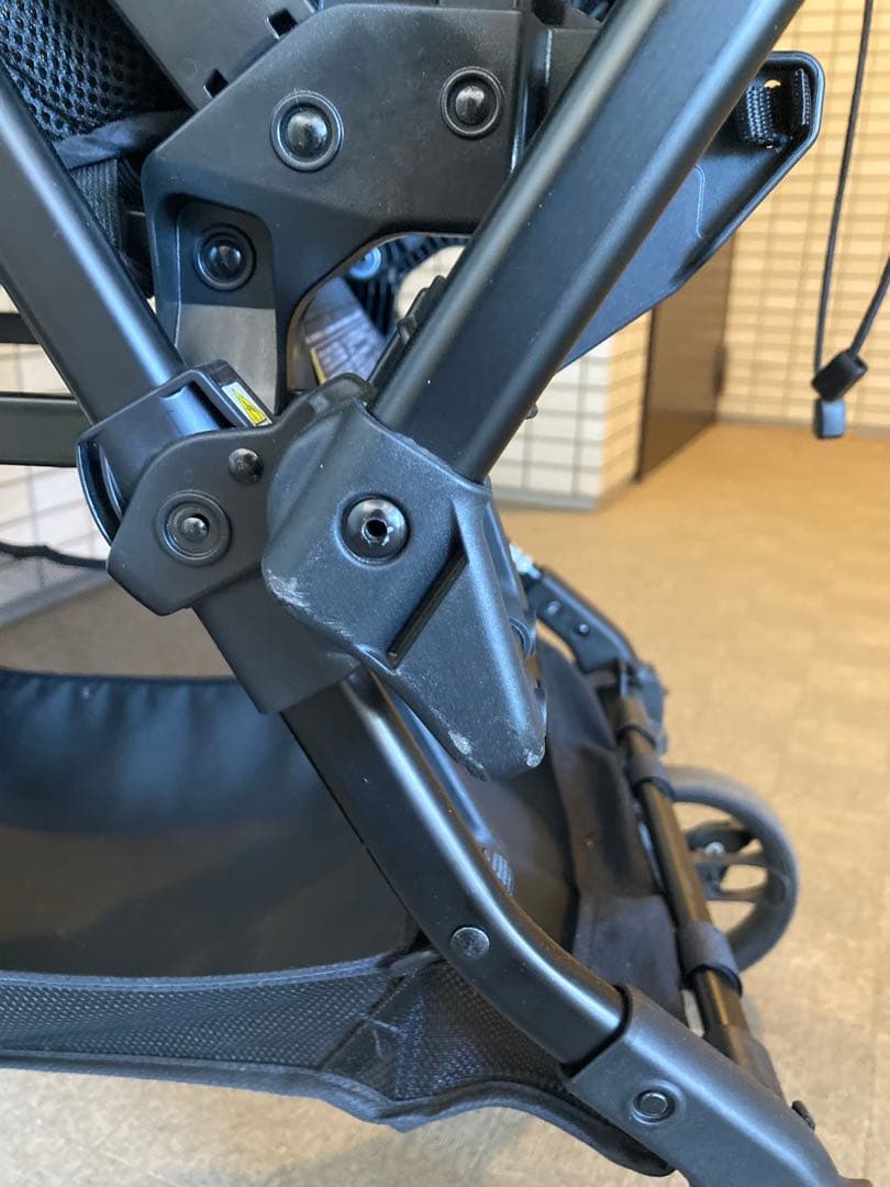 美品 【現行モデル】コンビ A型(両対面)ベビーカー　スゴカルS エッグショック