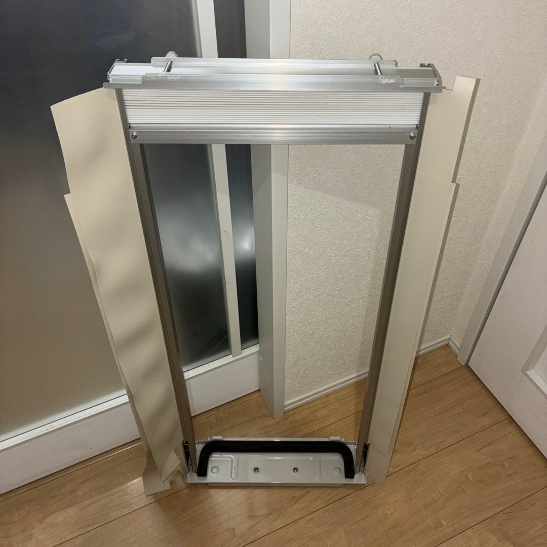 安い！！送料無料　コロナ 窓用エアコン CW-FA1820
