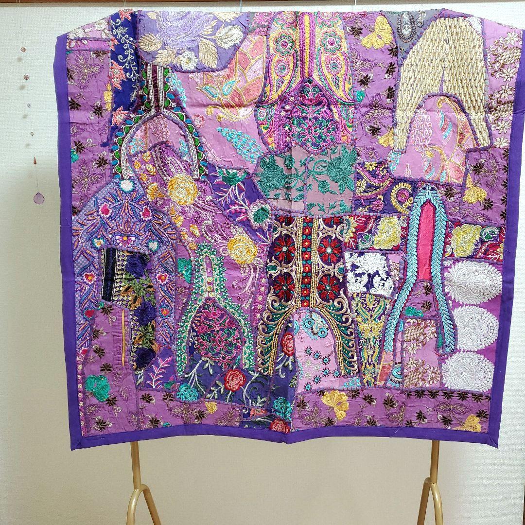 ウォールアート　パープル　ヴィンテージサリー　リメイクタペストリー