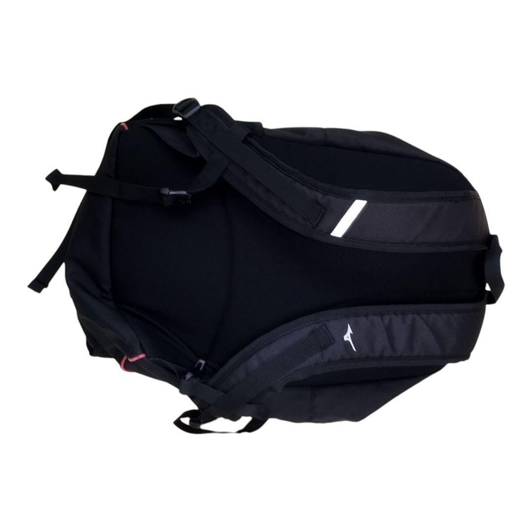 野球用ウェアセットとアクセサリー