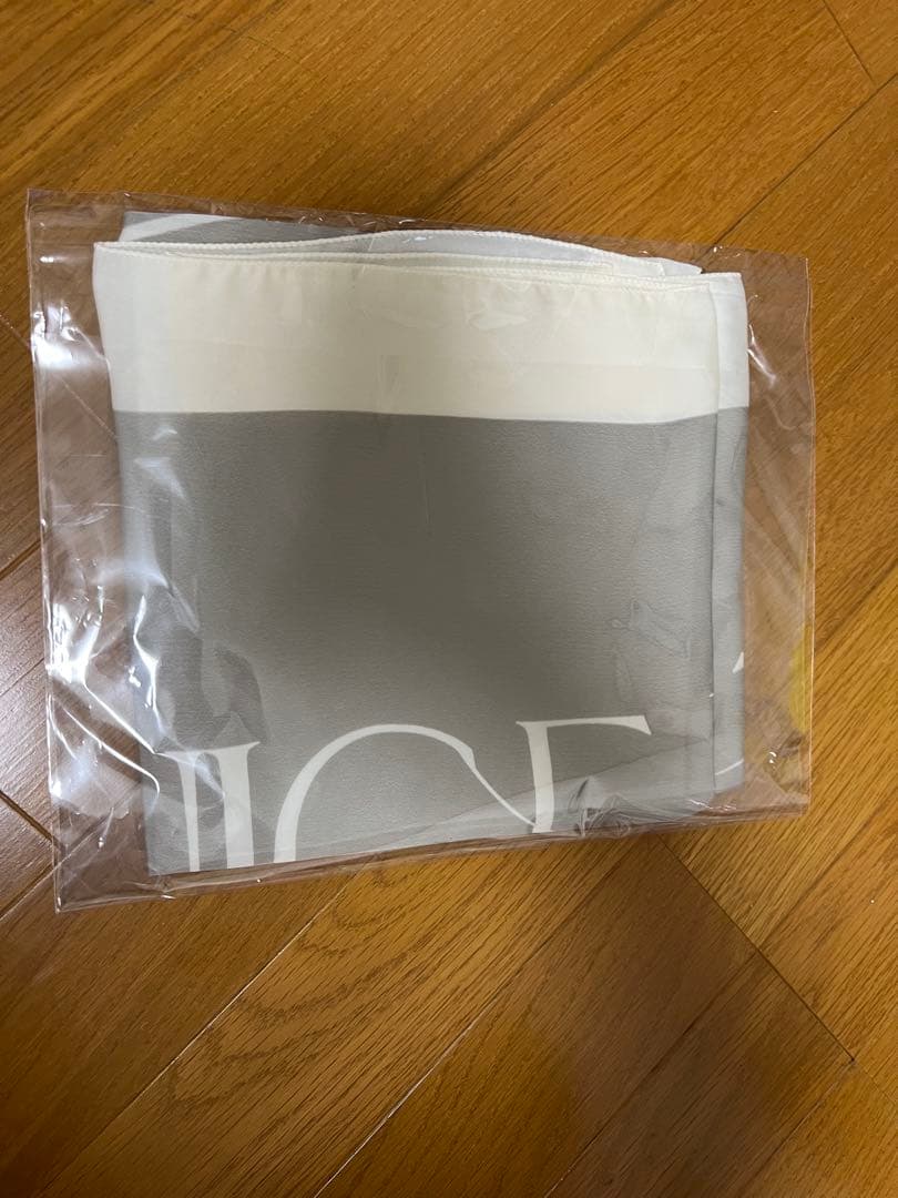 HEVE Tulip Sleeve Bonding Coatノベルティ付き