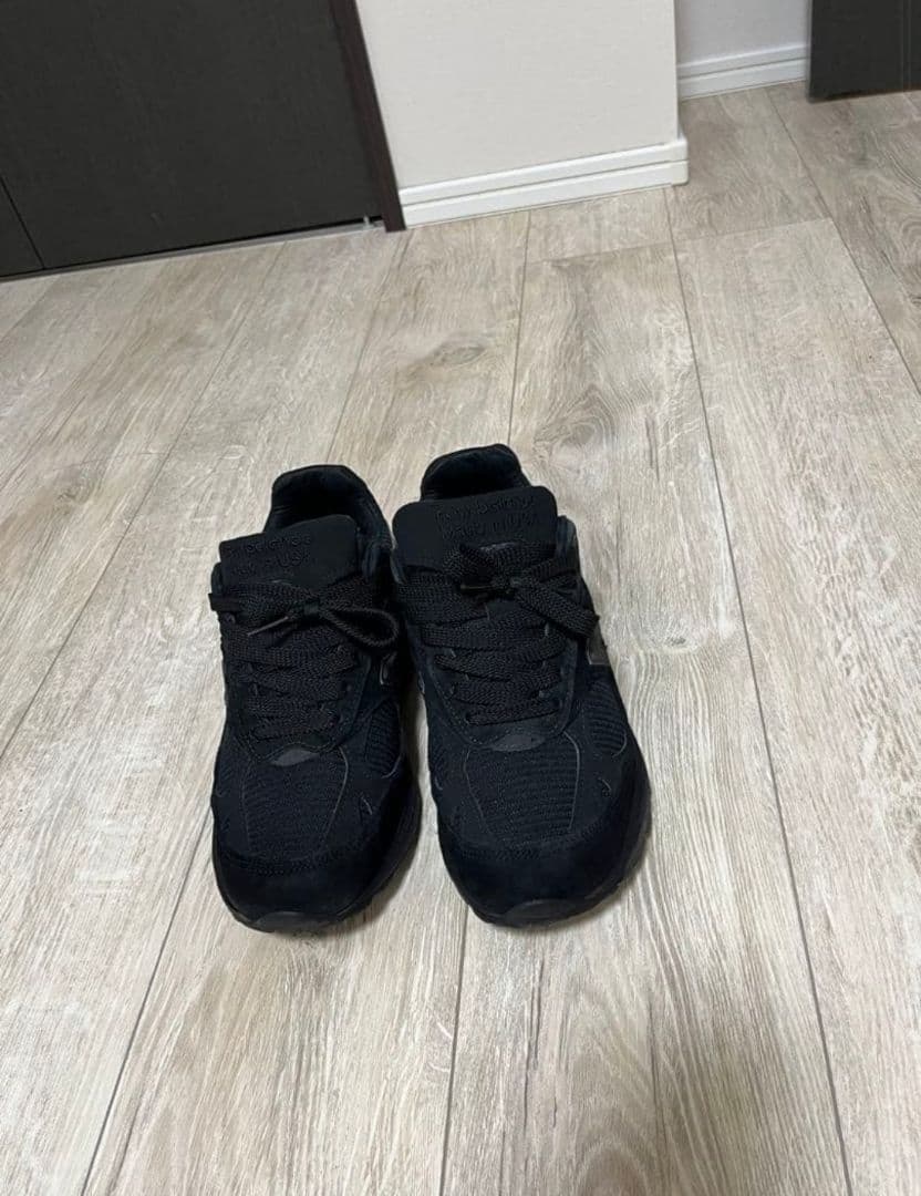 new balance mr993tb トリプルブラック