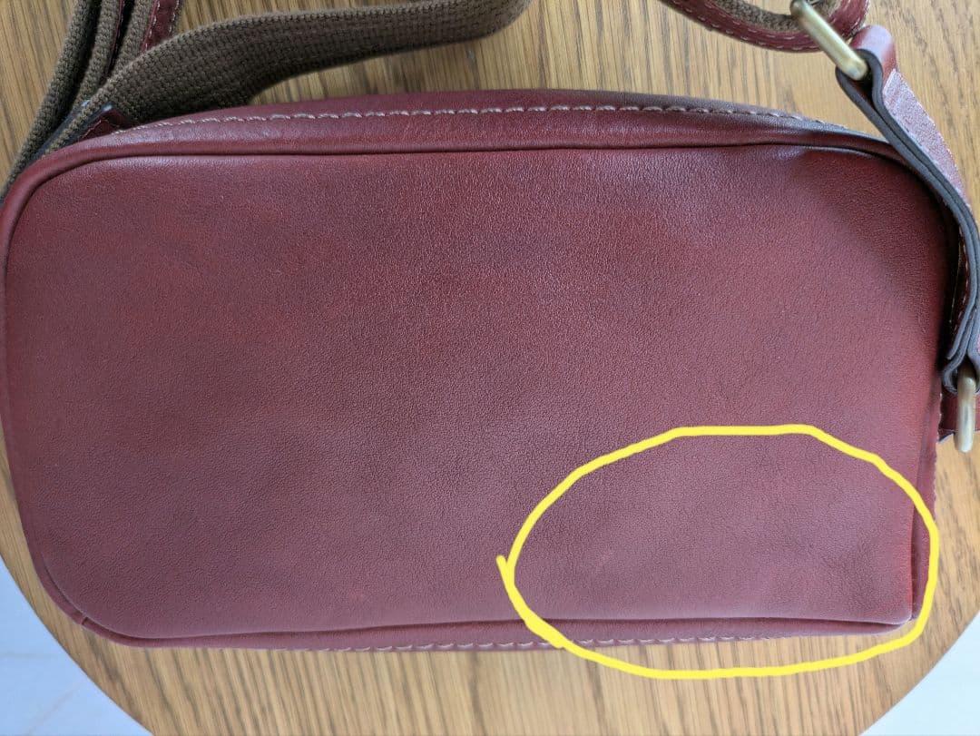 土屋鞄 トーンオイルヌメ ボディーバッグボディーポシェットボルドー