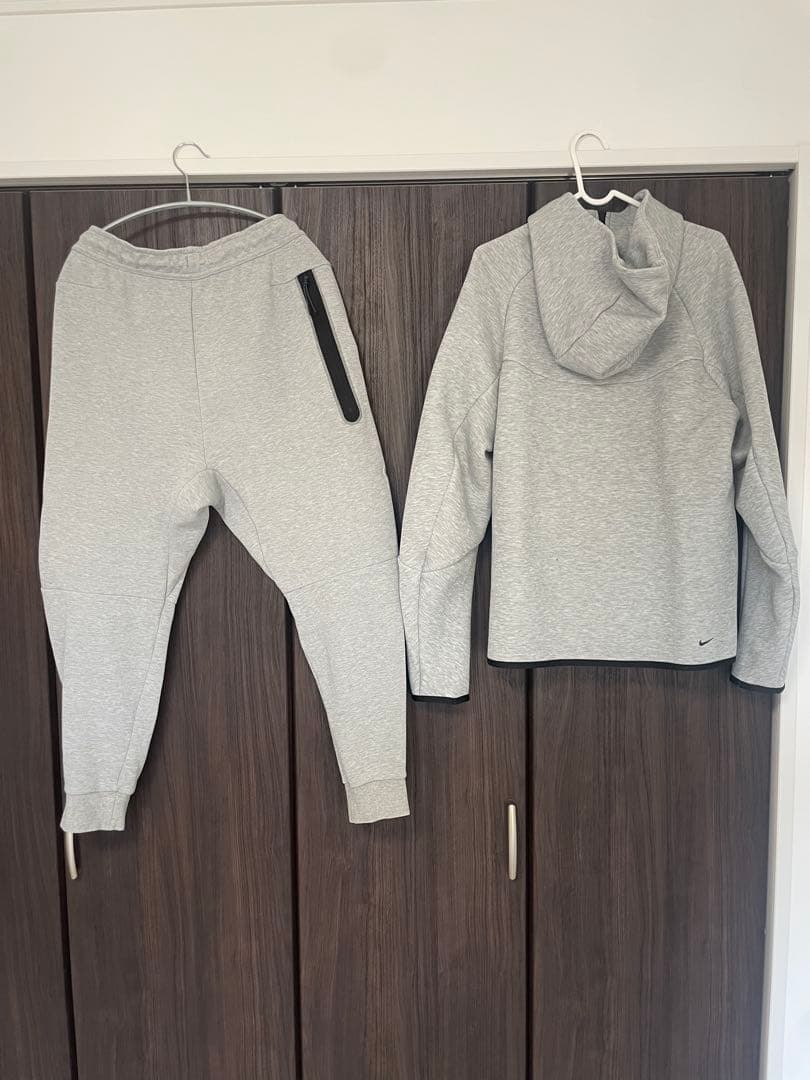 Nike テックフリース　セットアップ