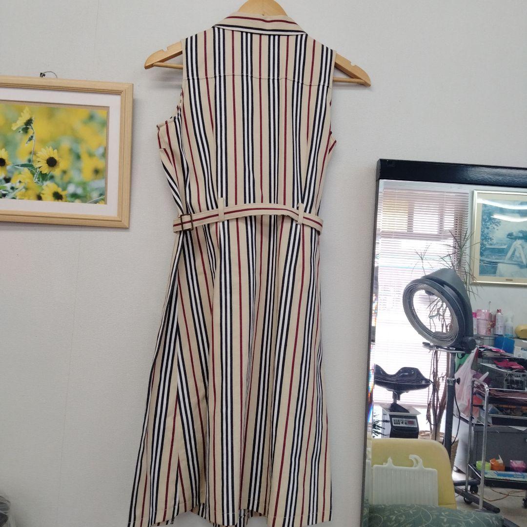 バーバリーノースリーブひざ丈ワンピース