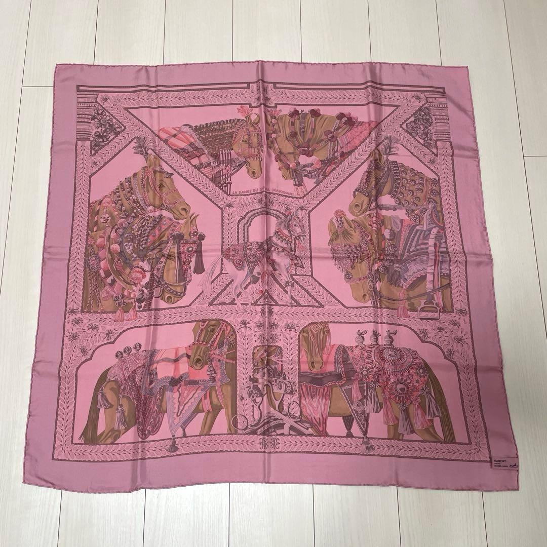 HERMES エルメス カレ90 マールワーリ馬のダンス　シルクスカーフ
