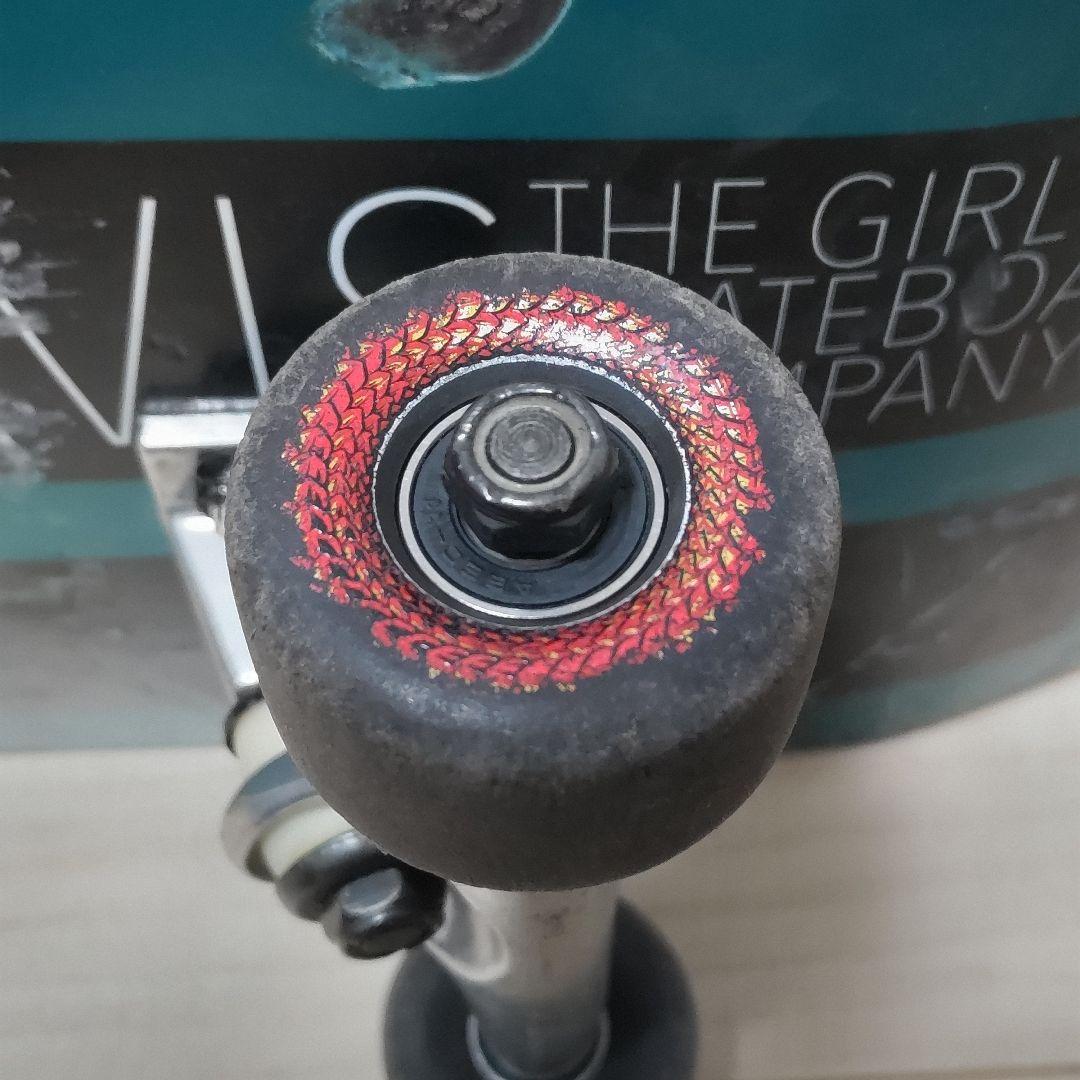 スケートボード　コンプリートデッキ