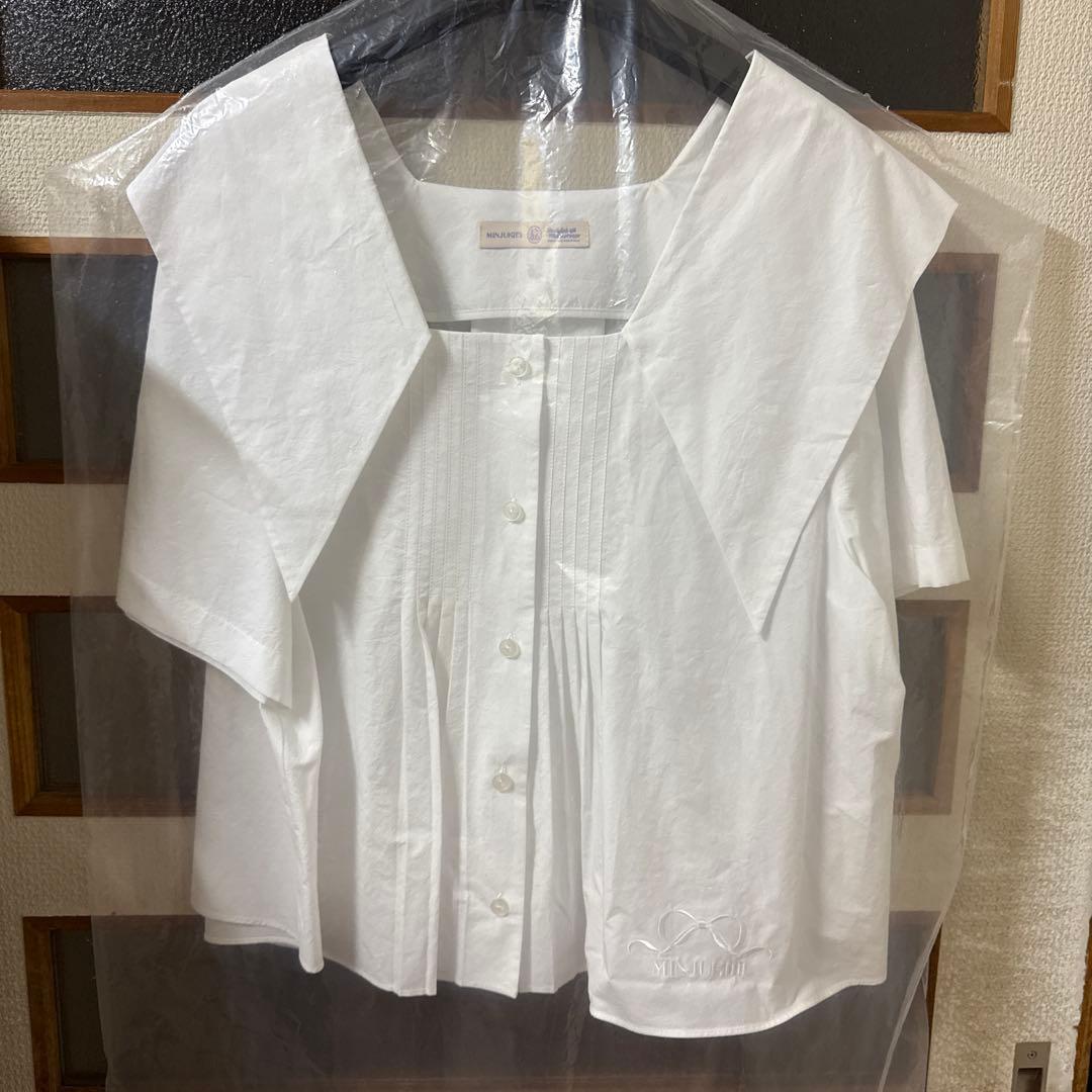 【入手困難】MINJUKIM SQUARE NECK PINTUCK SHIRT