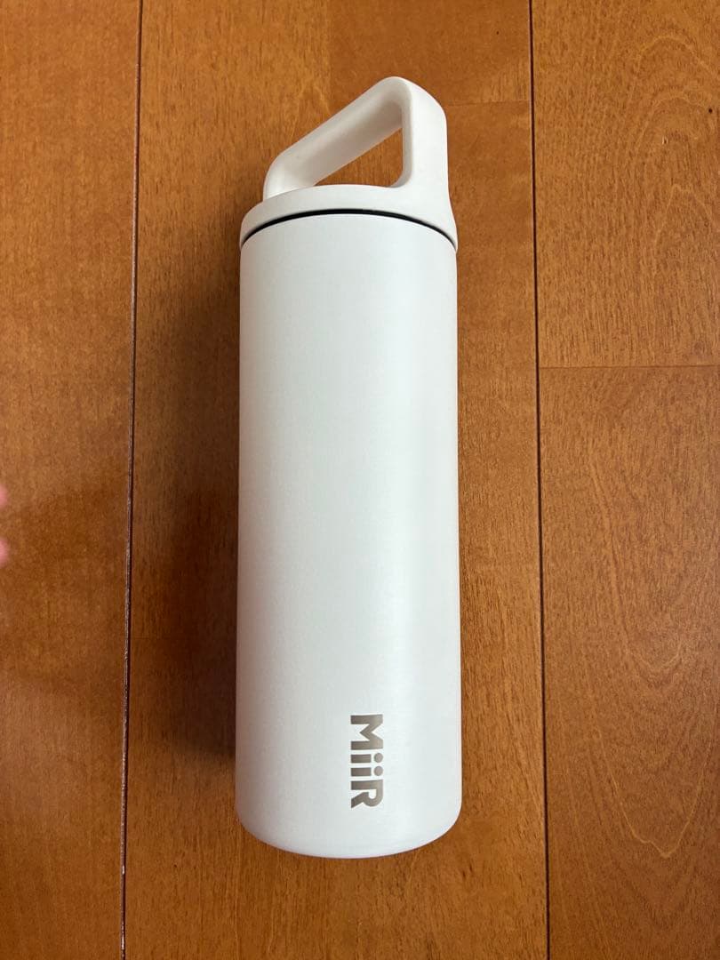 スタンダードカリフォルニア　MiiR　水筒