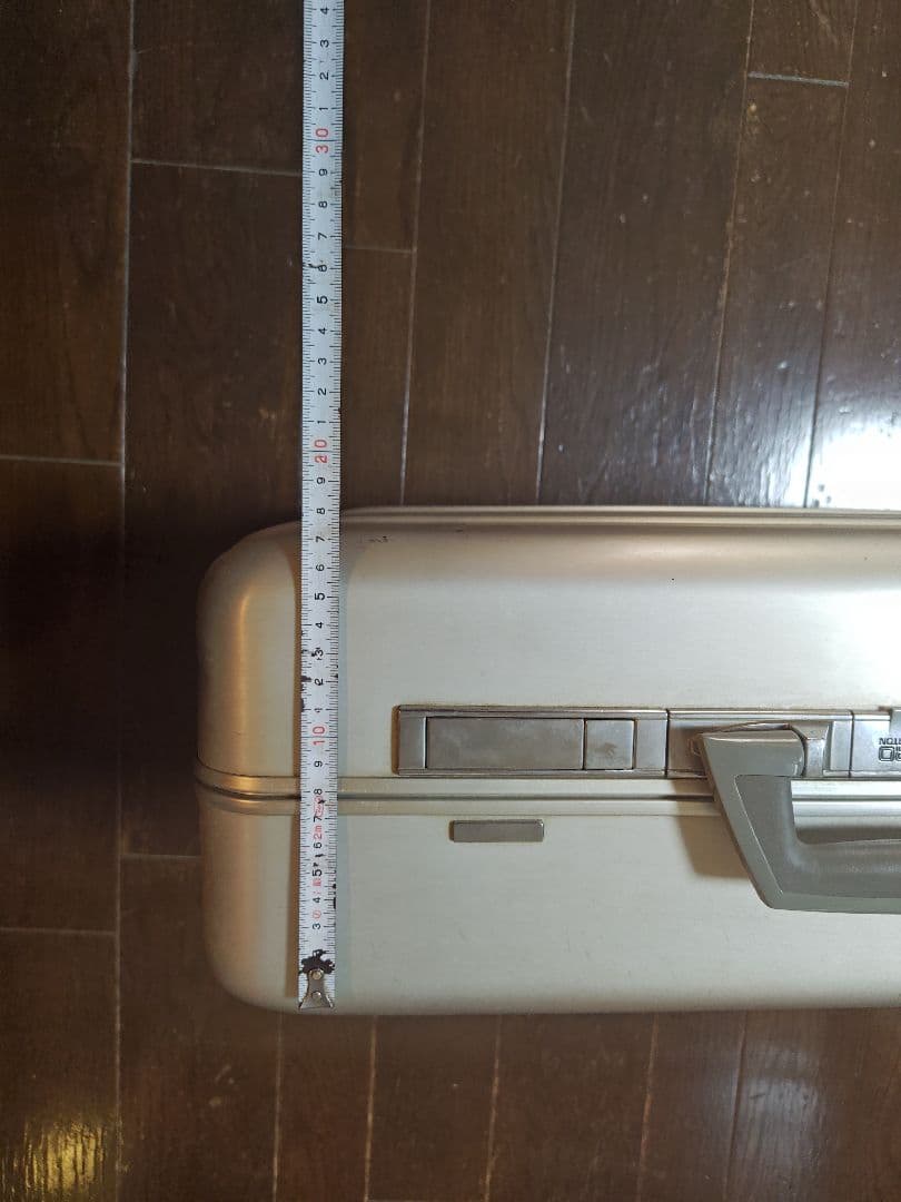 ゼロハリバートン　アタッシュケース　中サイズ